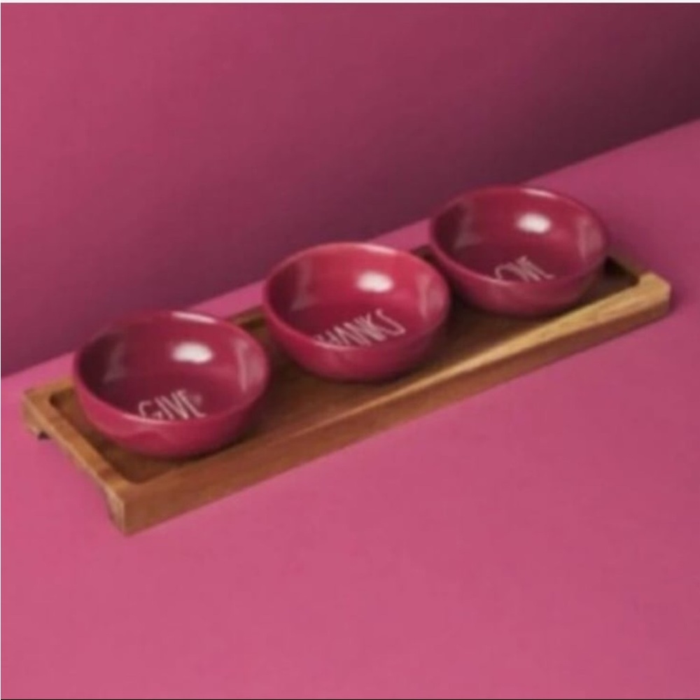 Rae Dunn "GIVE, THANKS, LOVE" 4pc Tasting Bowl Set w/Wooden Tray- New
